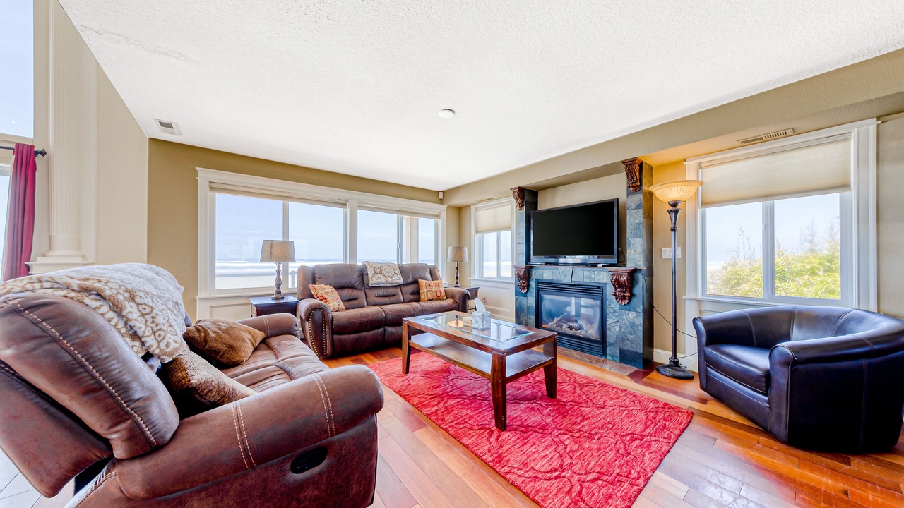 Photo of Livingroom in Rockaway Beach