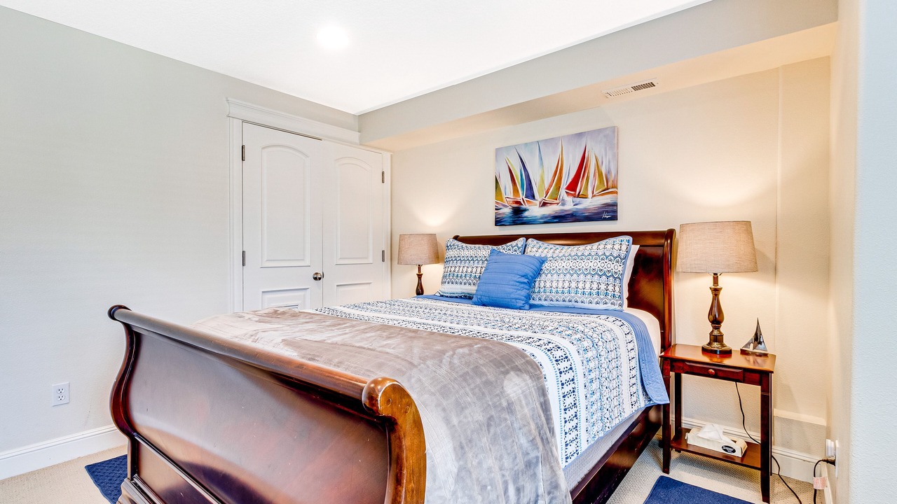 Photo of Bedroom in Rockaway Beach