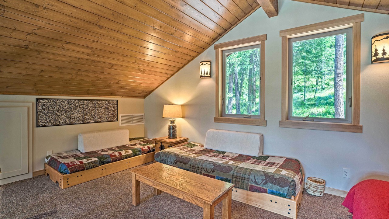Photo of Bedroom in Leavenworth
