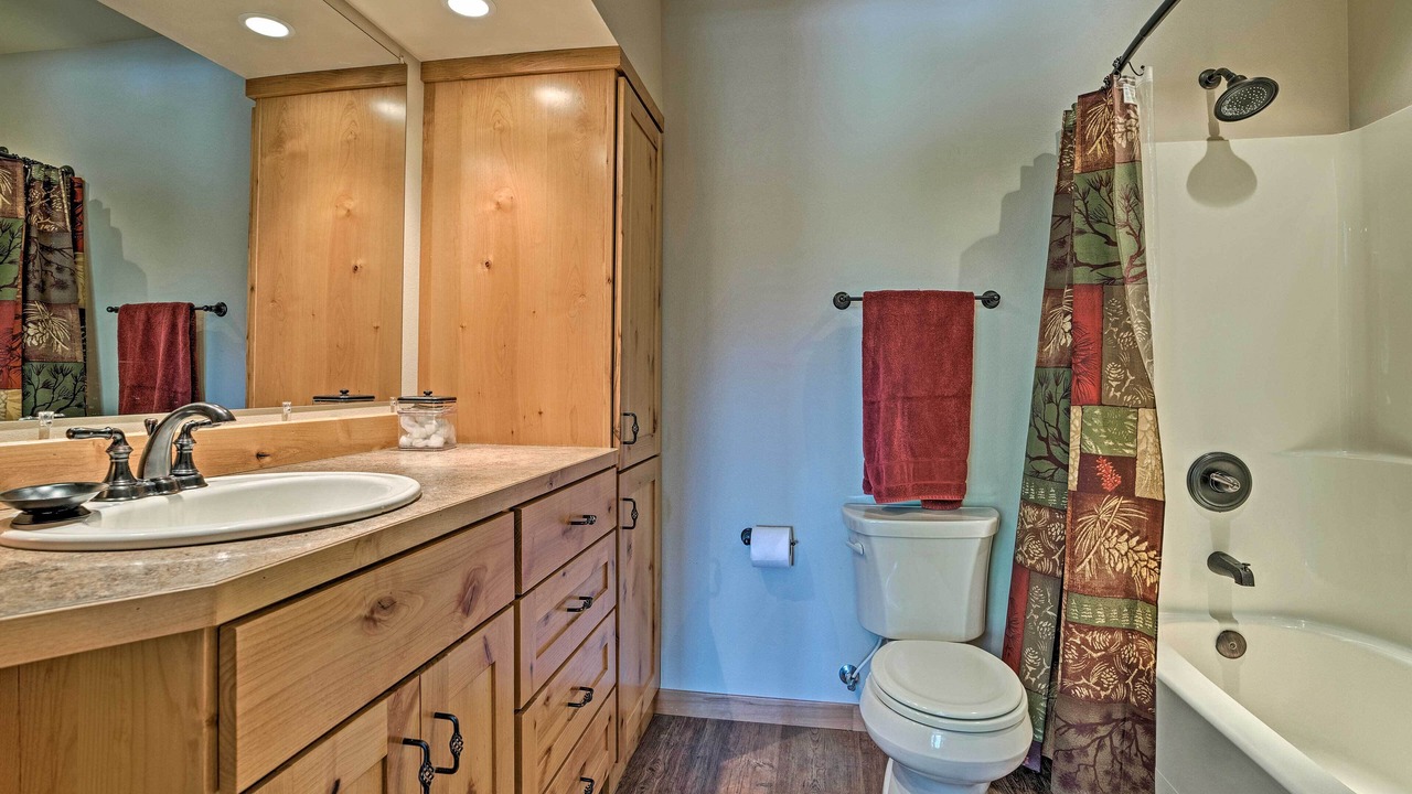 Photo of Bathroom in Leavenworth