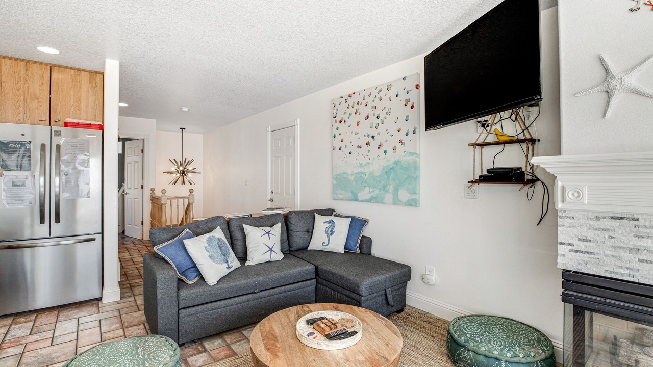 Photo of Livingroom in Rockaway Beach