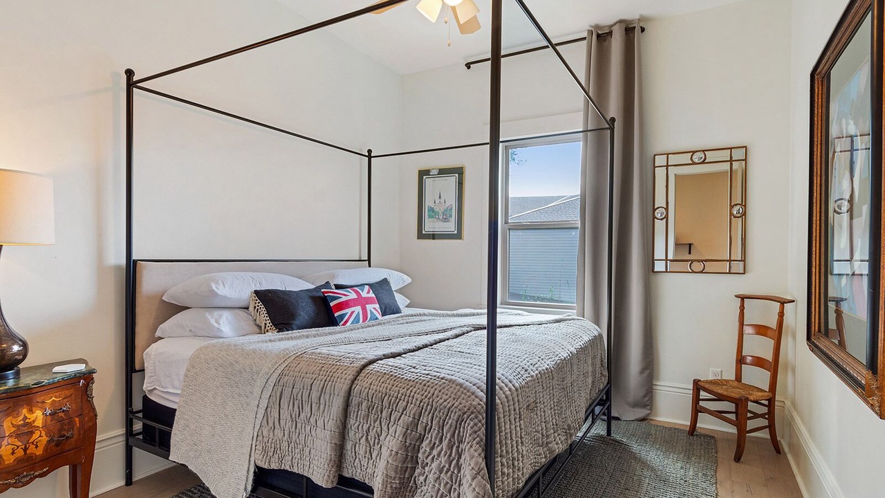 Photo of Bedroom in Faubourg Lafayette