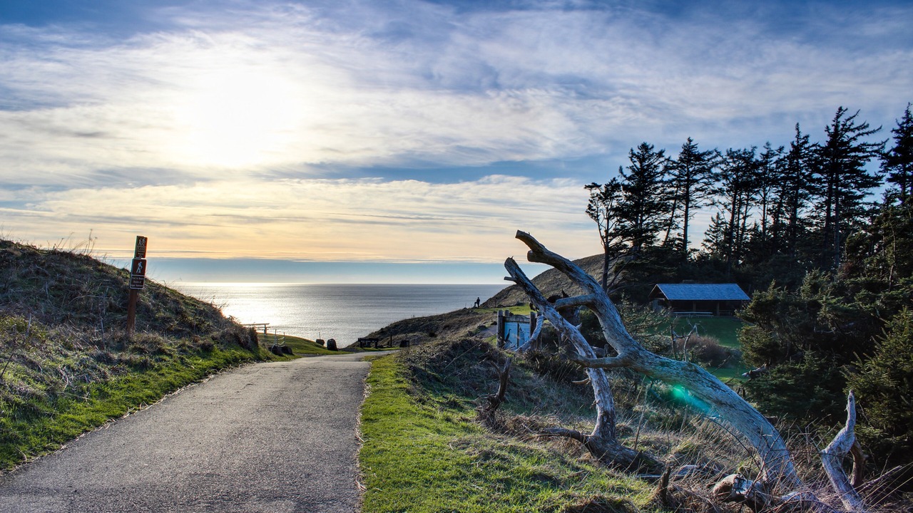 Photo of Others in Downtown Cannon Beach