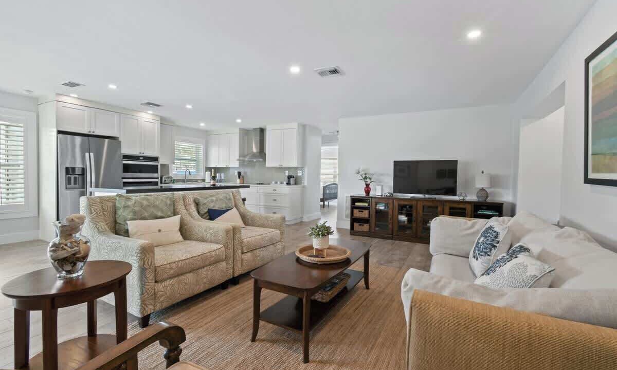 Photo of Livingroom in Garden Isles