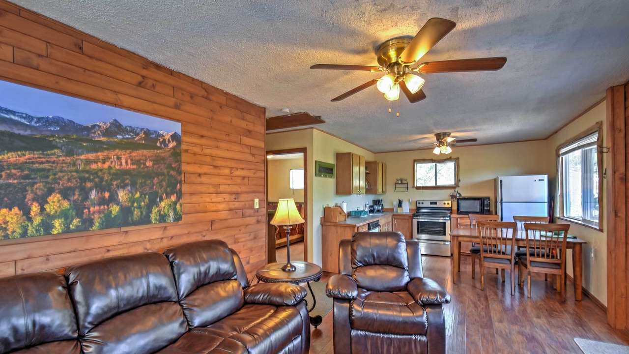 Photo of Livingroom in Rainbow Valley