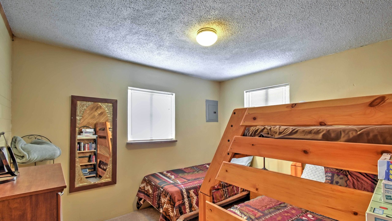 Photo of Bedroom in Rainbow Valley