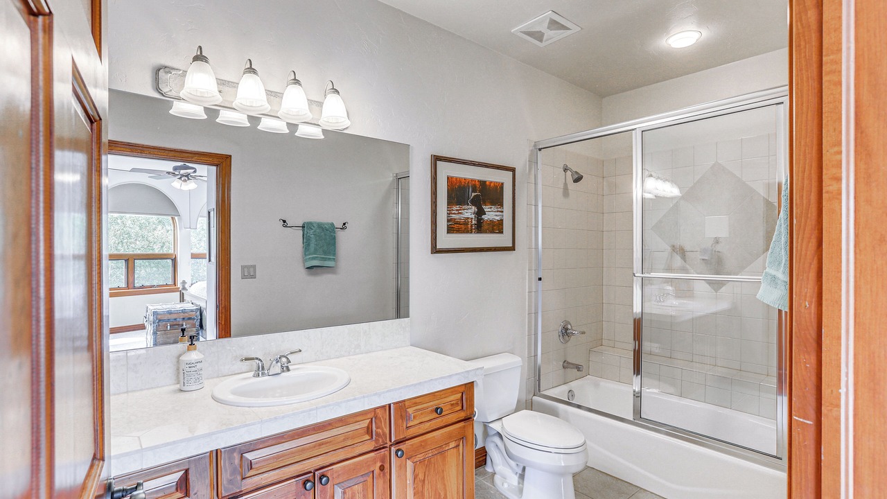 Photo of Bathroom in Edwards