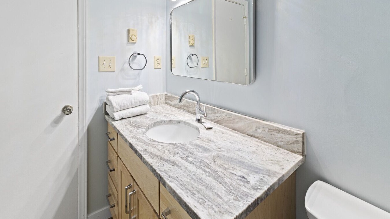 Photo of Bathroom in Snowshoe