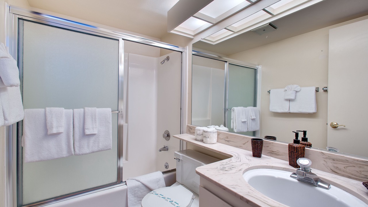 Photo of Bathroom in Carnelian Woods