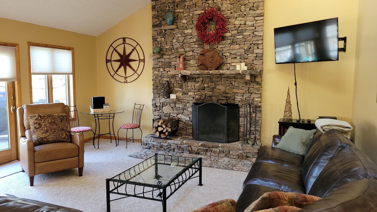 Photo of Livingroom in Oakland
