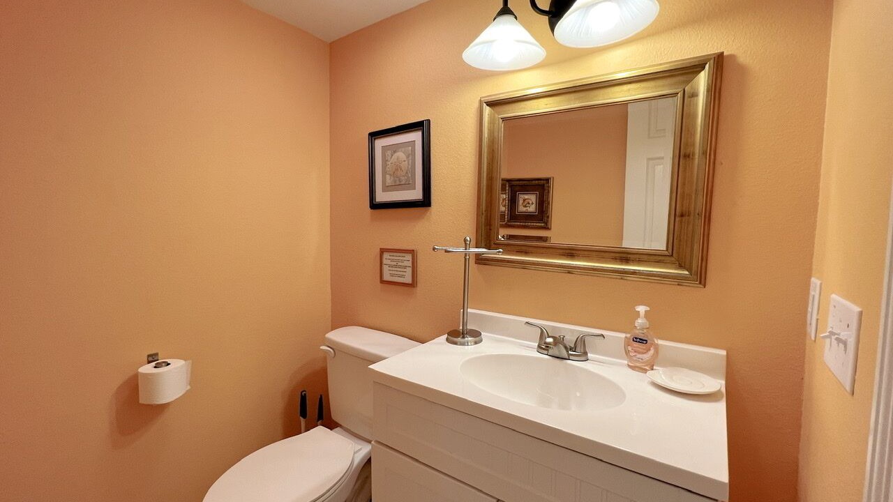 Photo of Bathroom in Port Bolivar