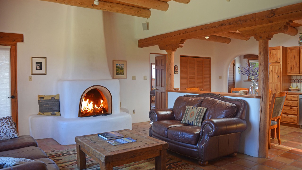 Photo of Livingroom in Taos