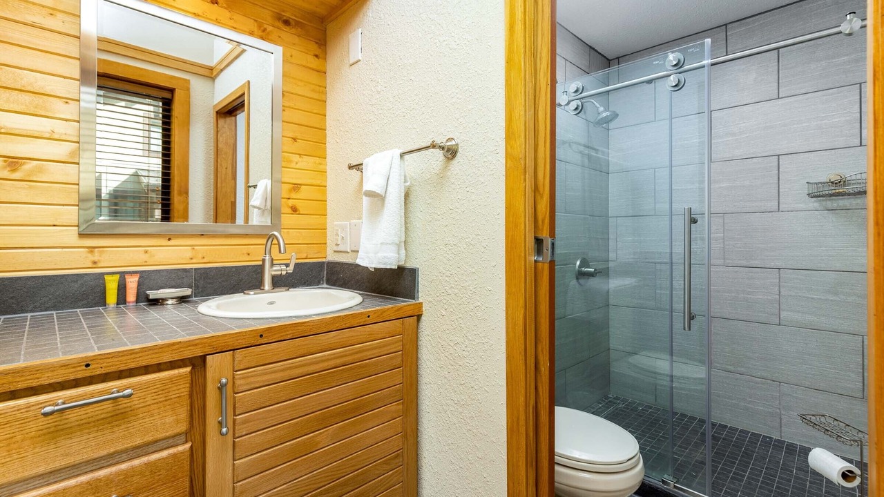 Photo of Bathroom in Mountain House