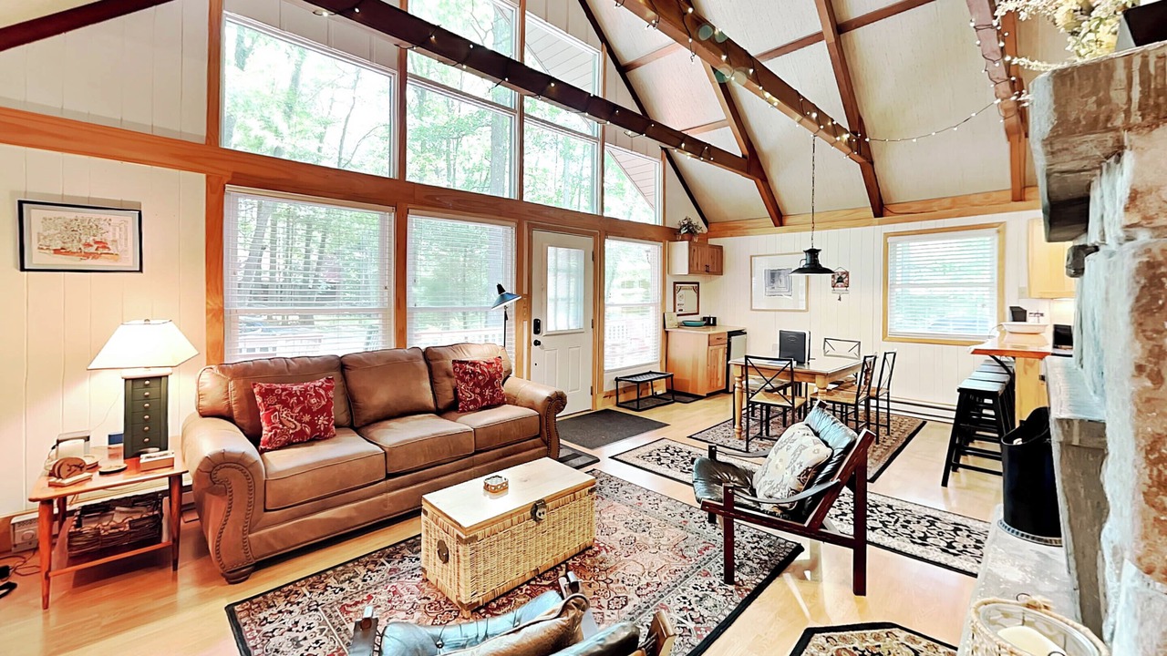Photo of Bedroom in Sky Valley
