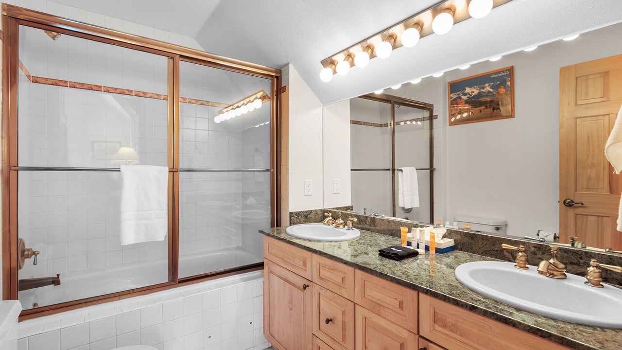 Photo of Bathroom in Warrior's Mark