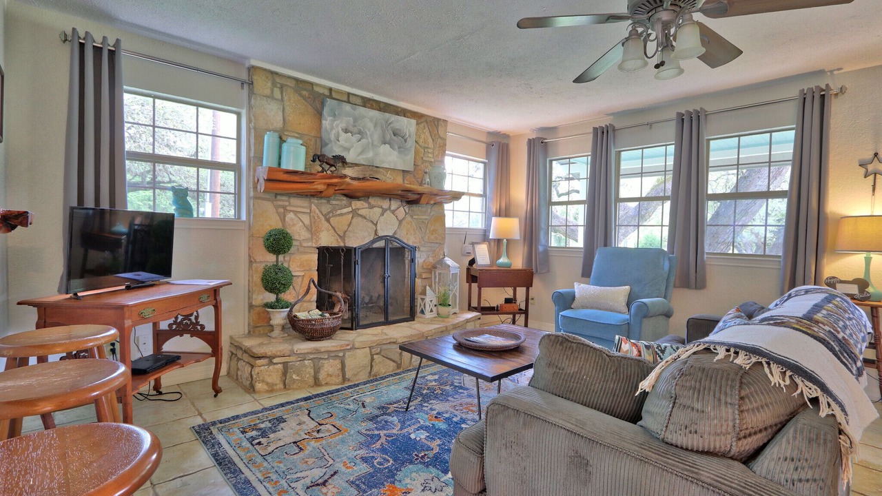 Photo of Livingroom in Wimberley