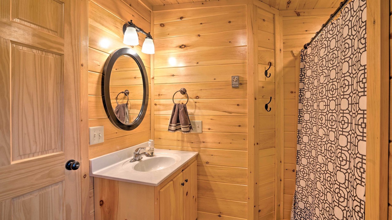Photo of Bathroom in Benezette