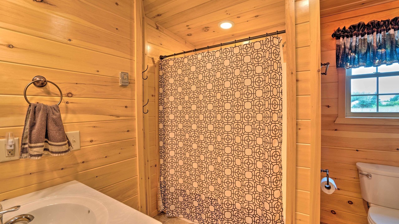Photo of Bathroom in Benezette