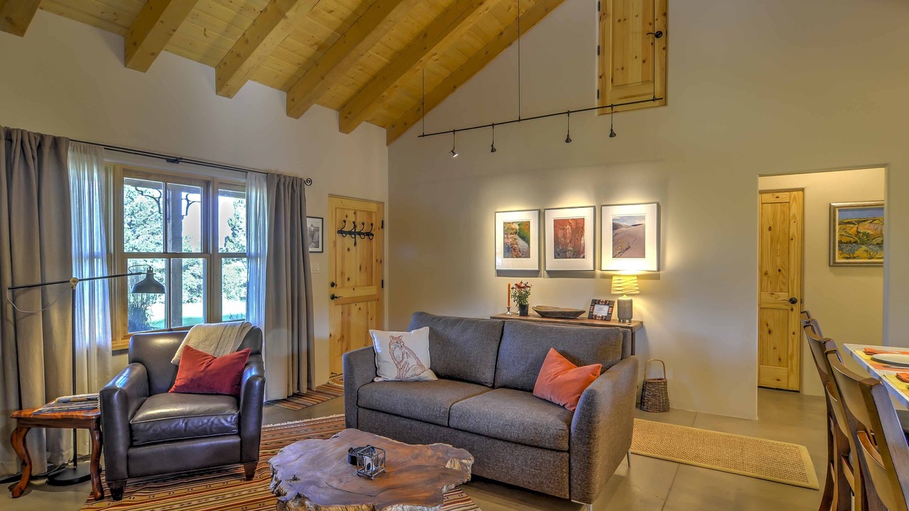 Photo of Livingroom in Tesuque