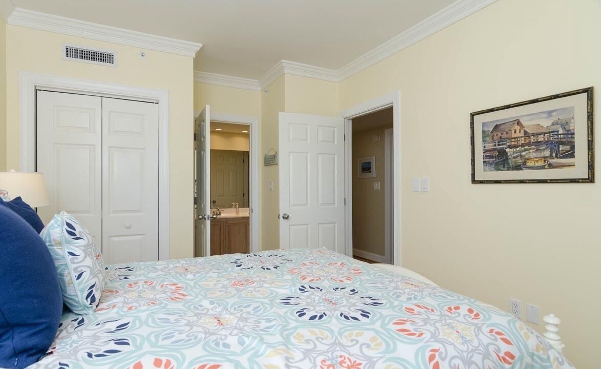 Photo of Bedroom in Shell Island