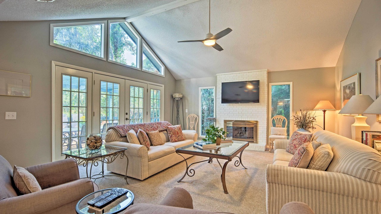 Photo of Bedroom in Shipyard Plantation