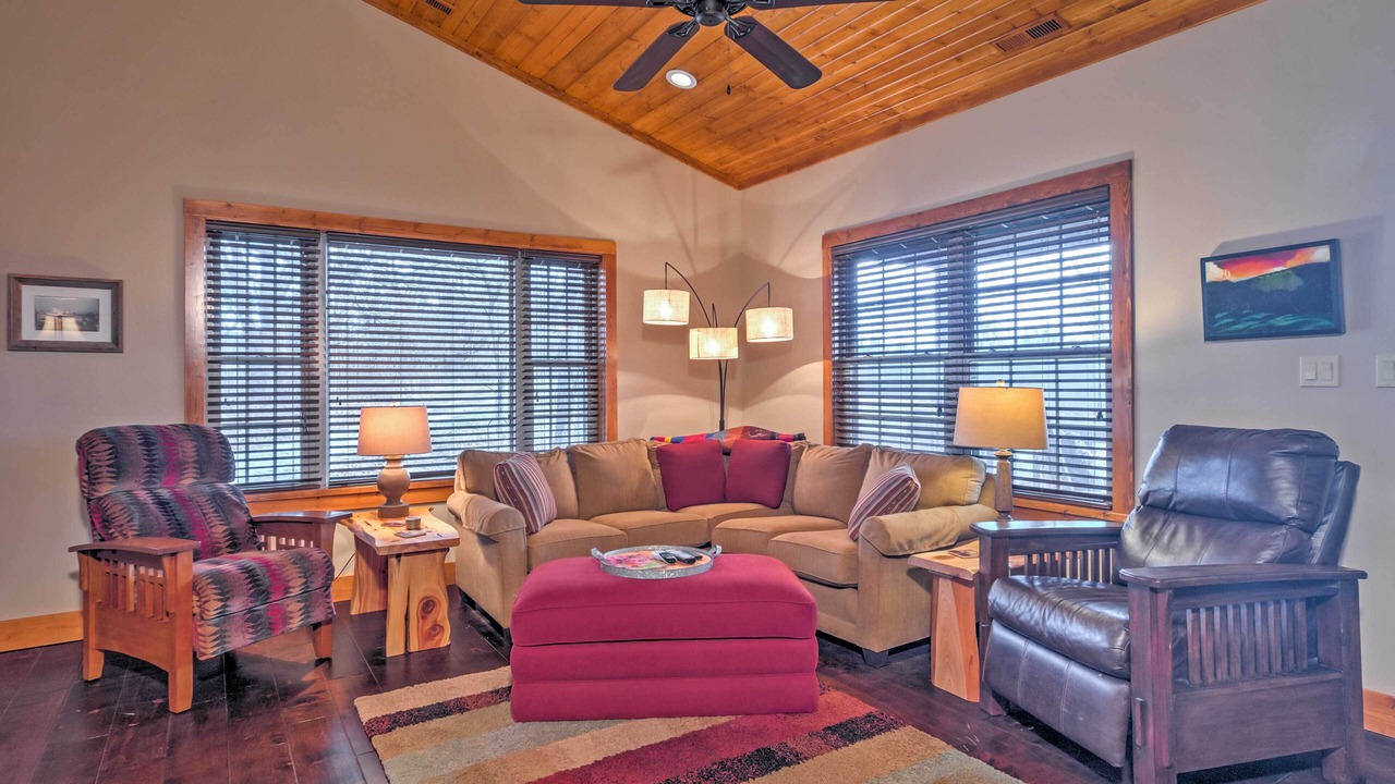 Photo of Livingroom in Makanda