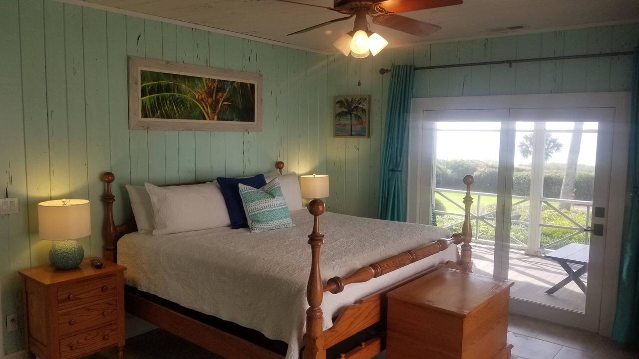 Photo of Bedroom in Golden Mile