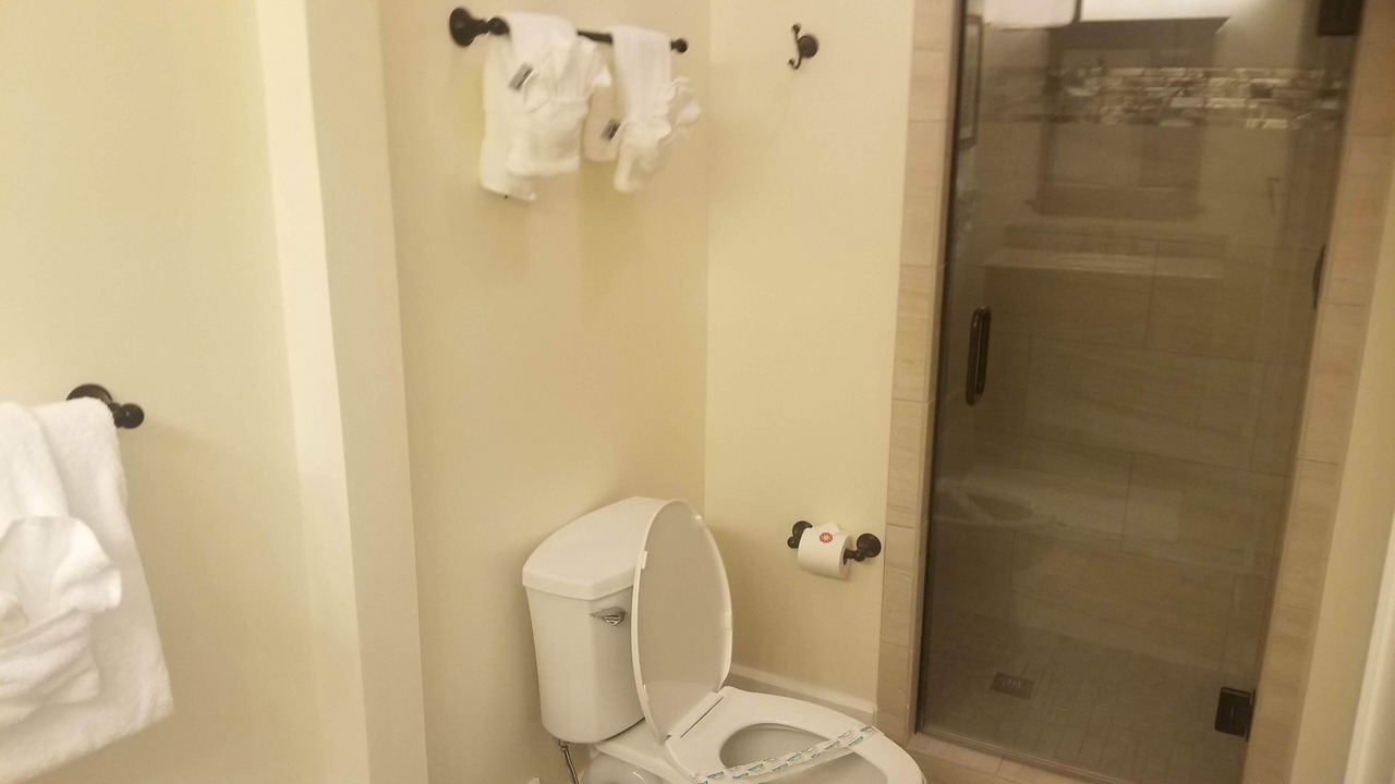 Photo of Bathroom in Golden Mile