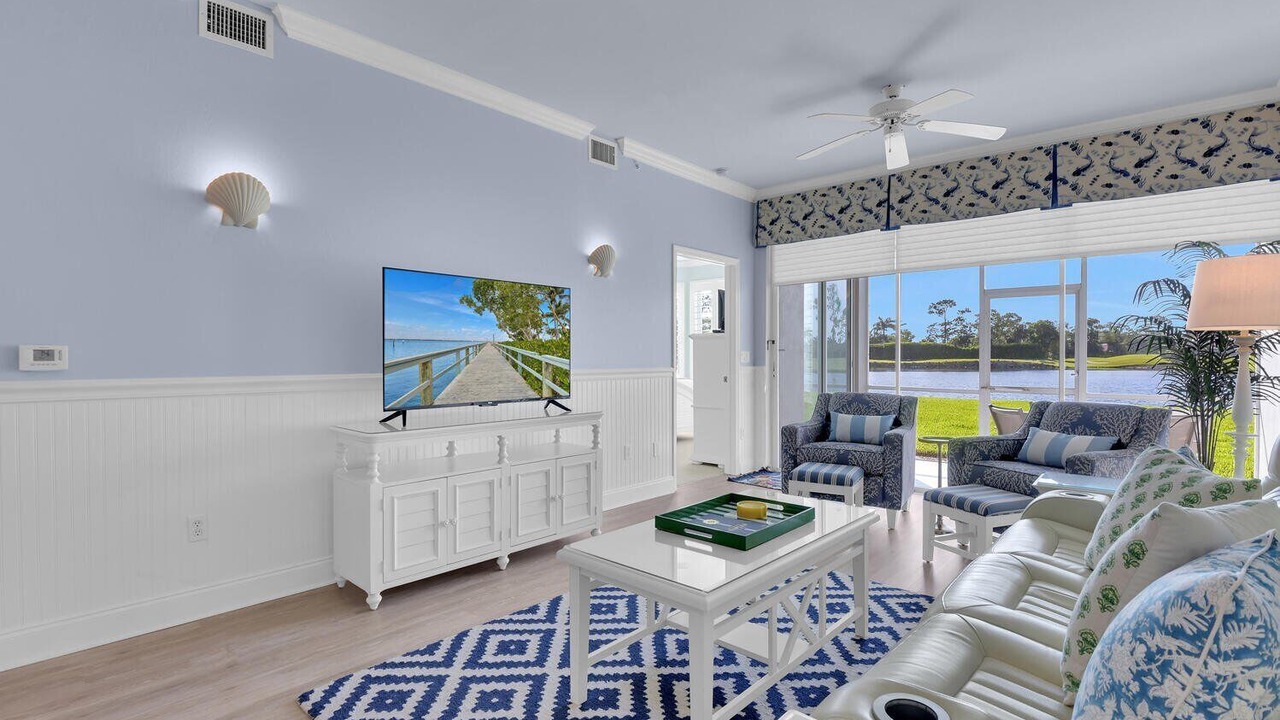 Photo of Livingroom in Naples