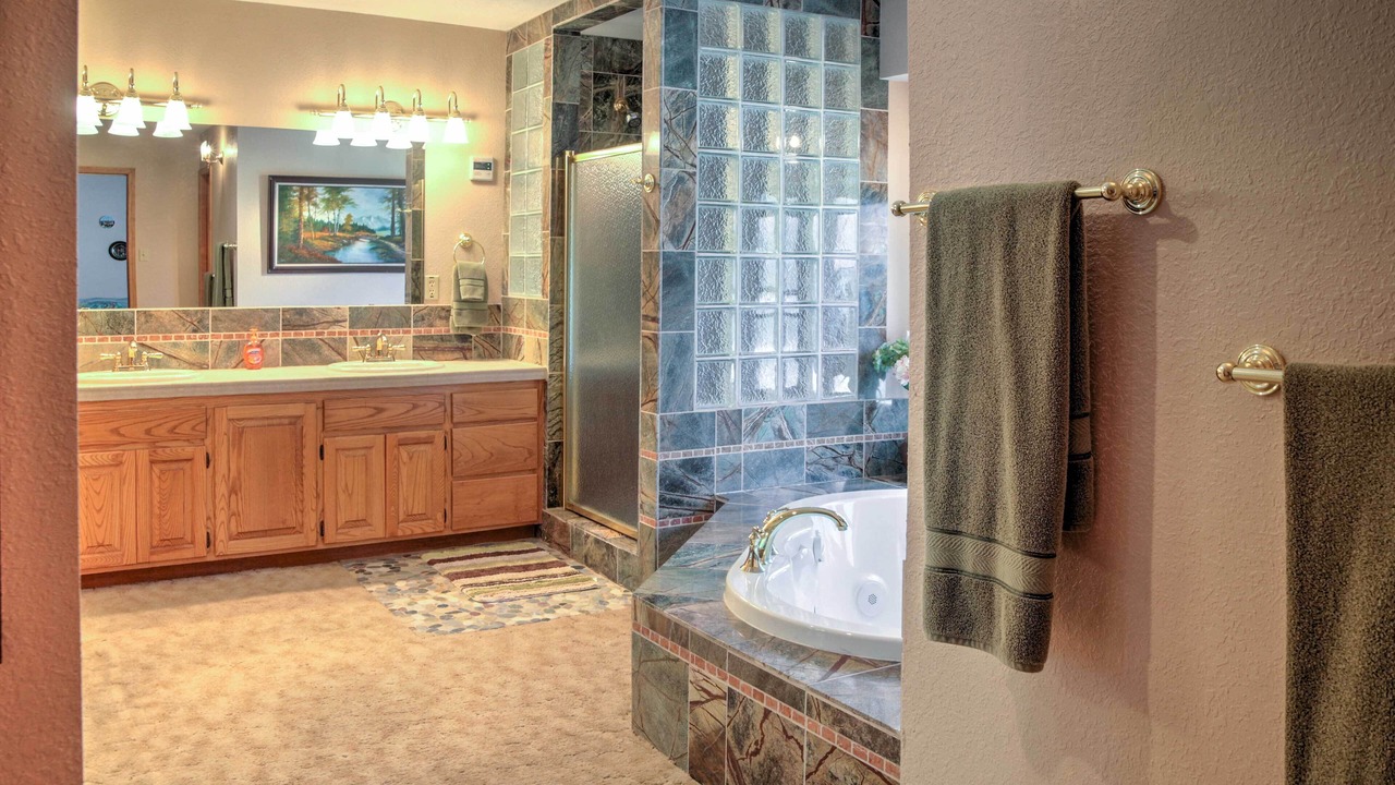 Photo of Bathroom in Cloudcroft
