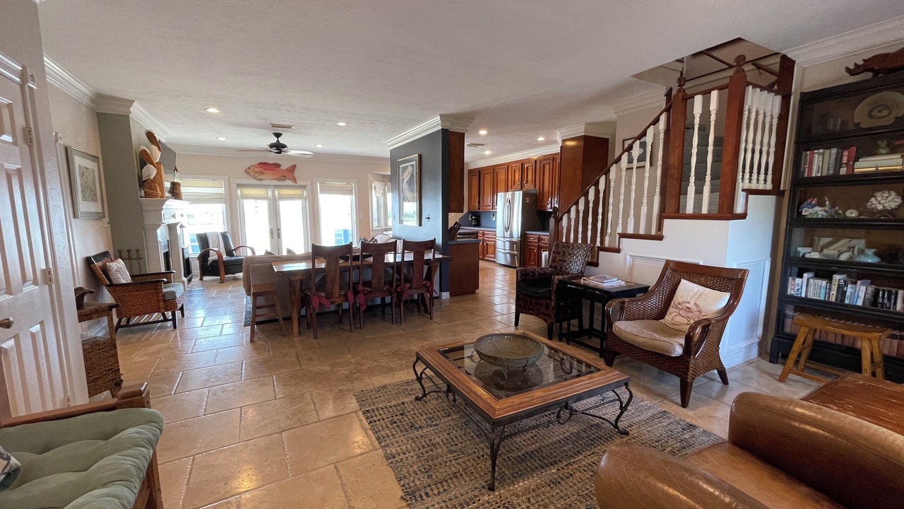Photo of Livingroom in Terramar Beach
