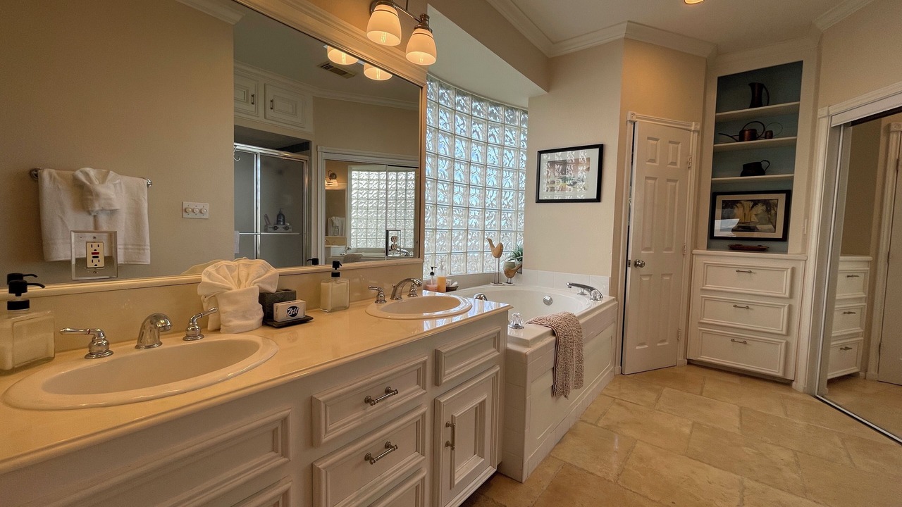 Photo of Bathroom in Terramar Beach
