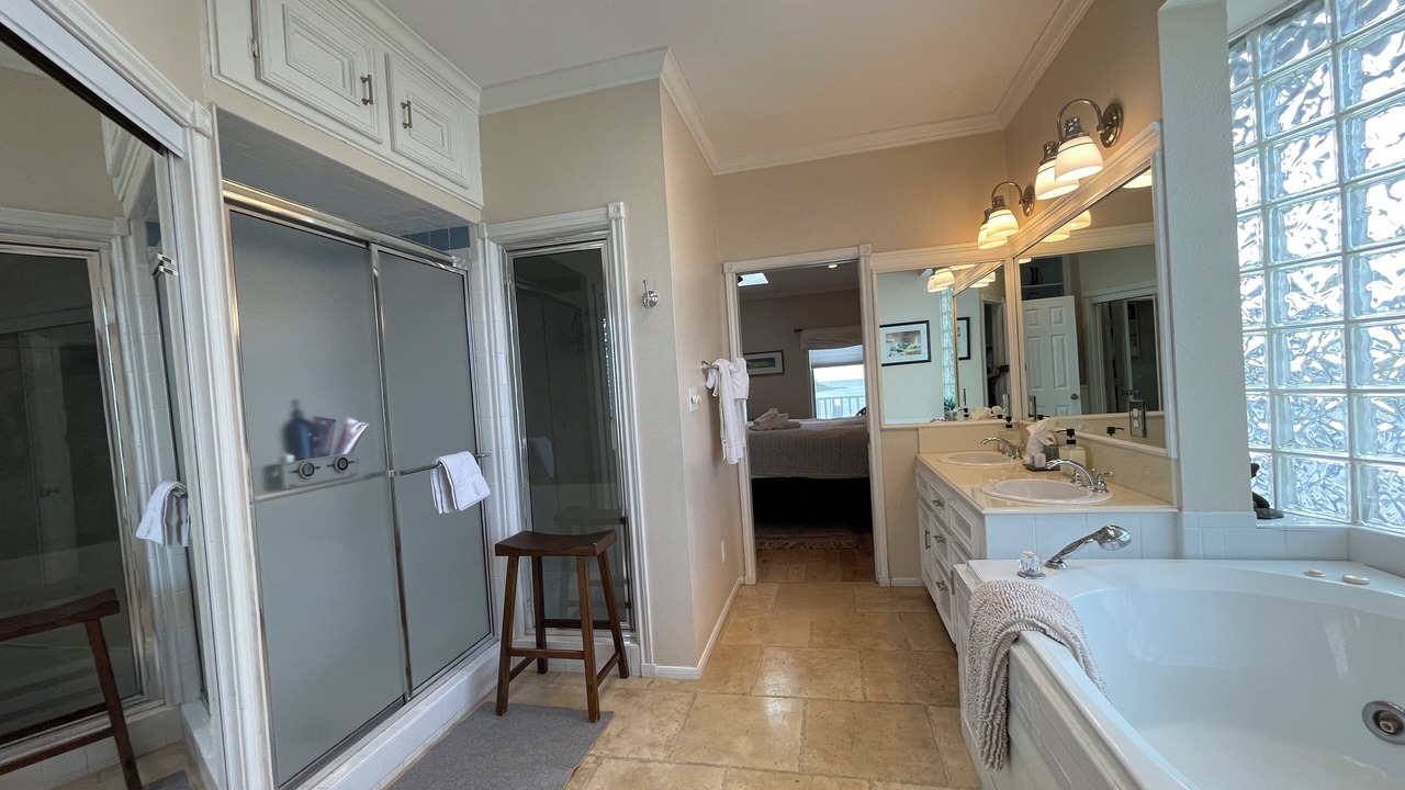 Photo of Bathroom in Terramar Beach