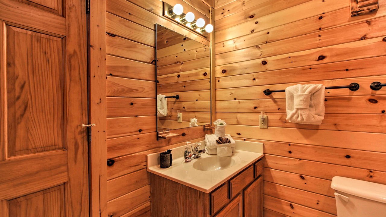 Photo of Bathroom in Sevierville