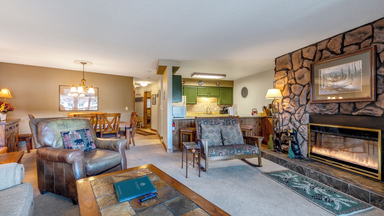 Photo of Livingroom in Historic District