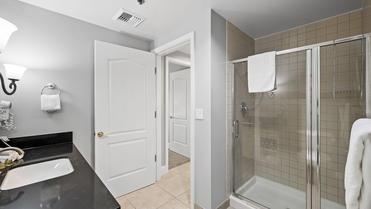 Photo of Bathroom in Lake Las Vegas