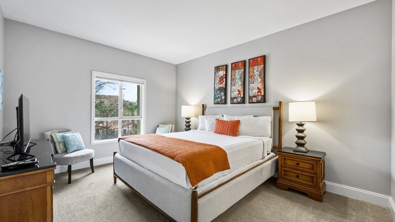 Photo of Bedroom in Lake Las Vegas