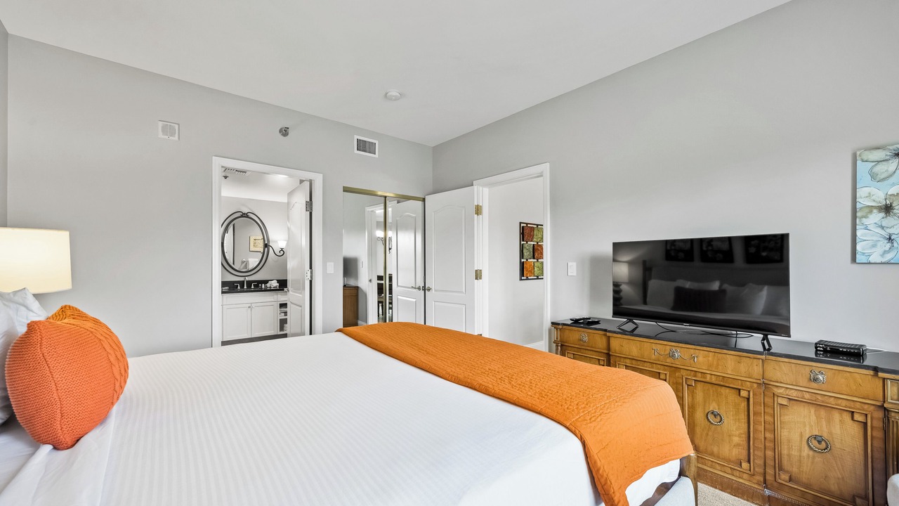 Photo of Bedroom in Lake Las Vegas