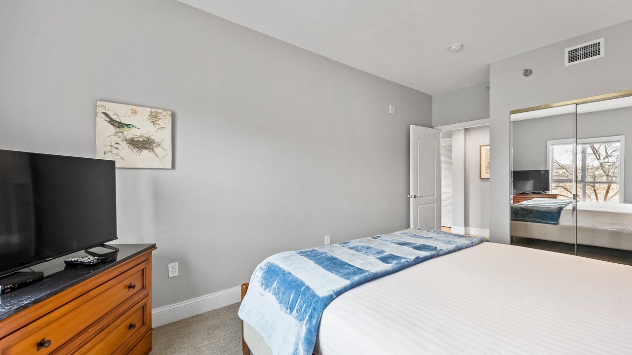 Photo of Bedroom in Lake Las Vegas