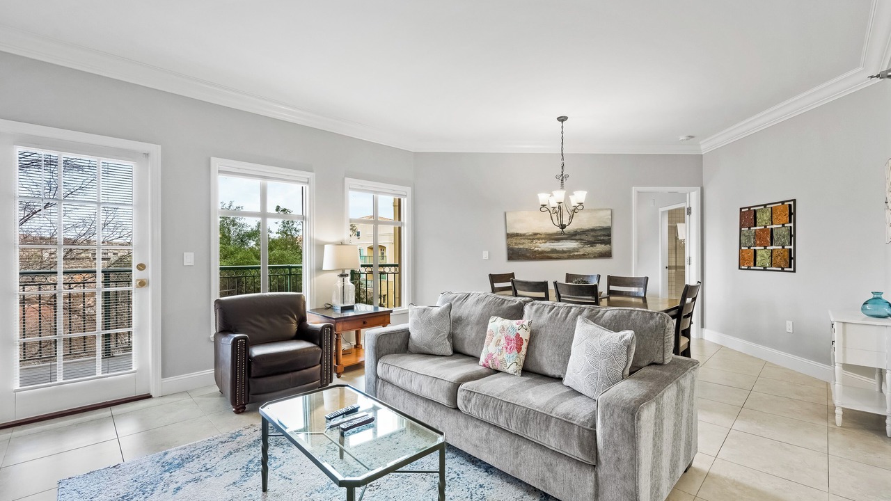 Photo of Livingroom in Lake Las Vegas