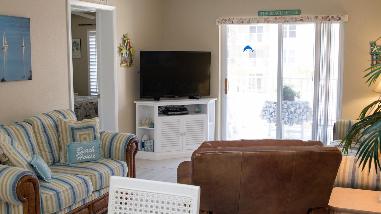 Photo of Livingroom in New Smyrna Beach