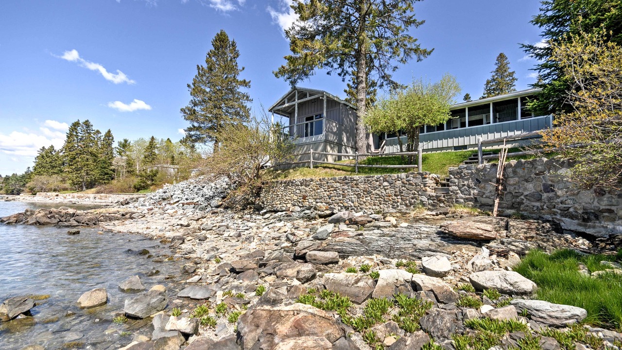 Photo of Outdoor in Hancock