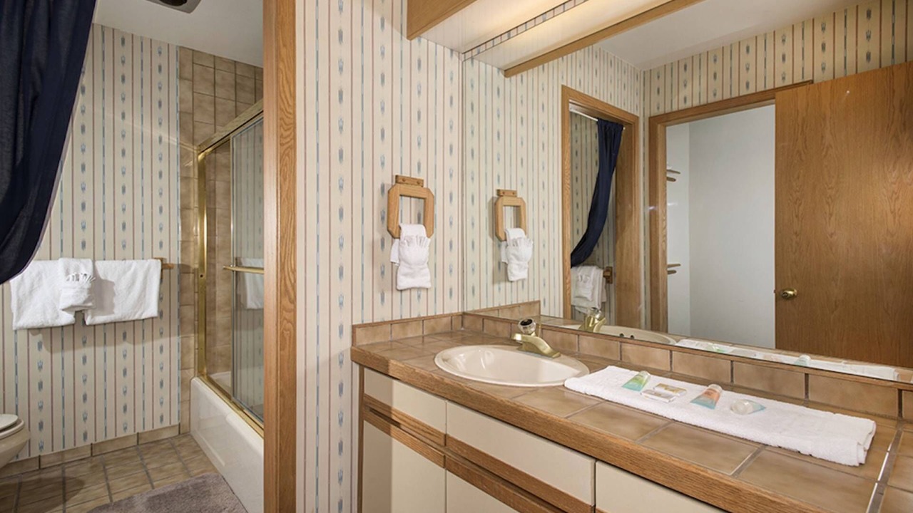 Photo of Bathroom in Mountain House