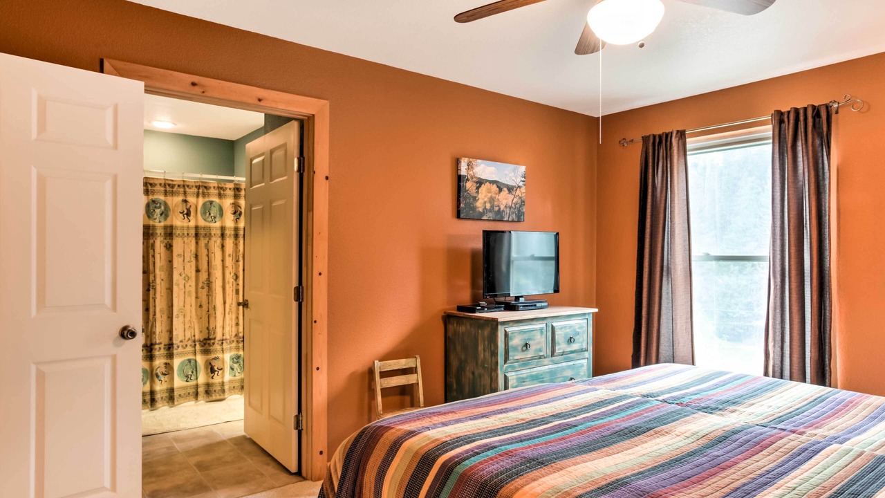 Photo of Bedroom in Cloudcroft