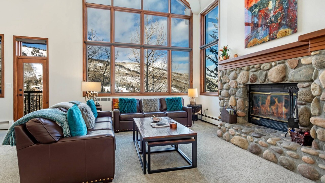 Photo of Livingroom in Highlands Townhomes