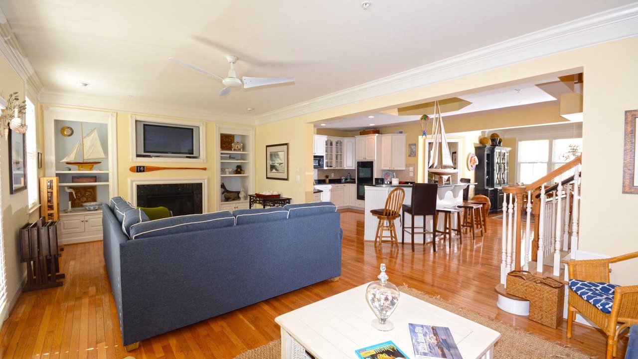 Photo of Bedroom in Sunset Island