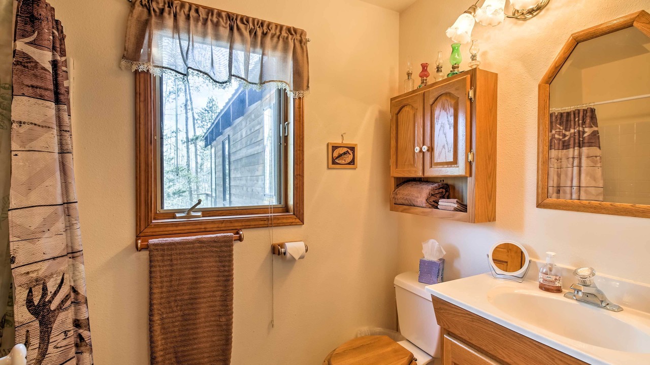 Photo of Bathroom in Grand Lake