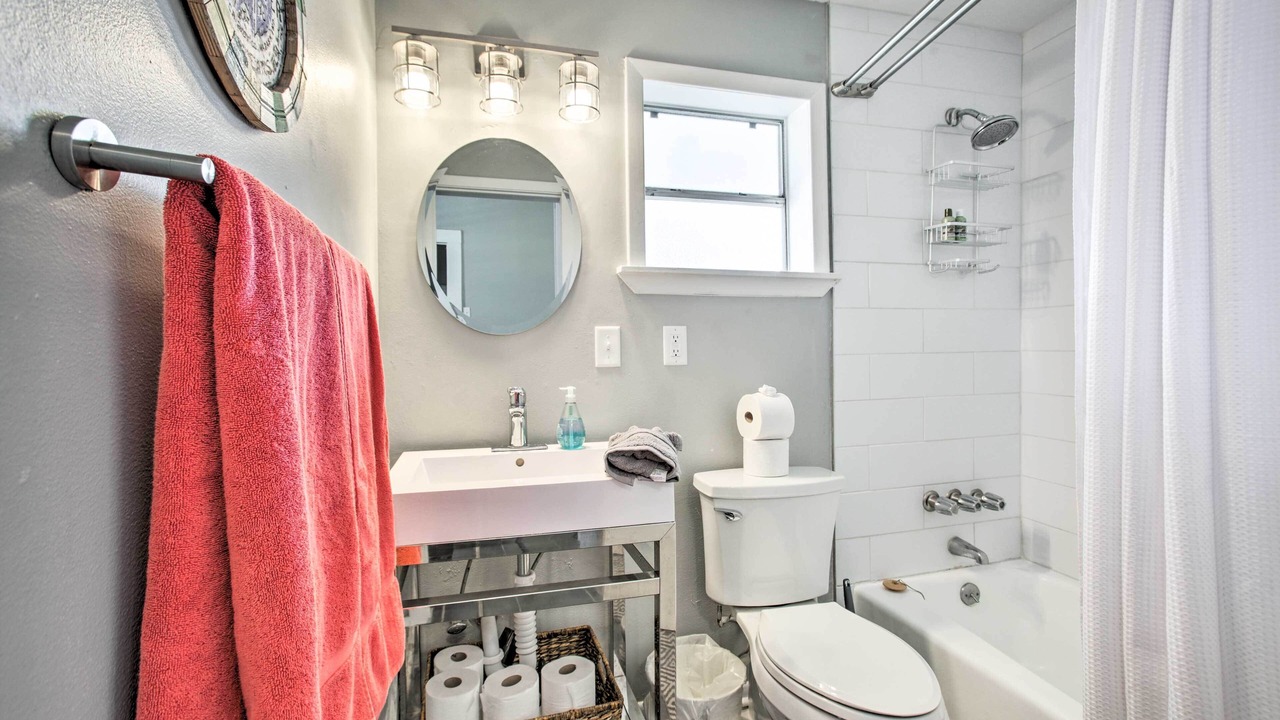 Photo of Bathroom in West Riverside