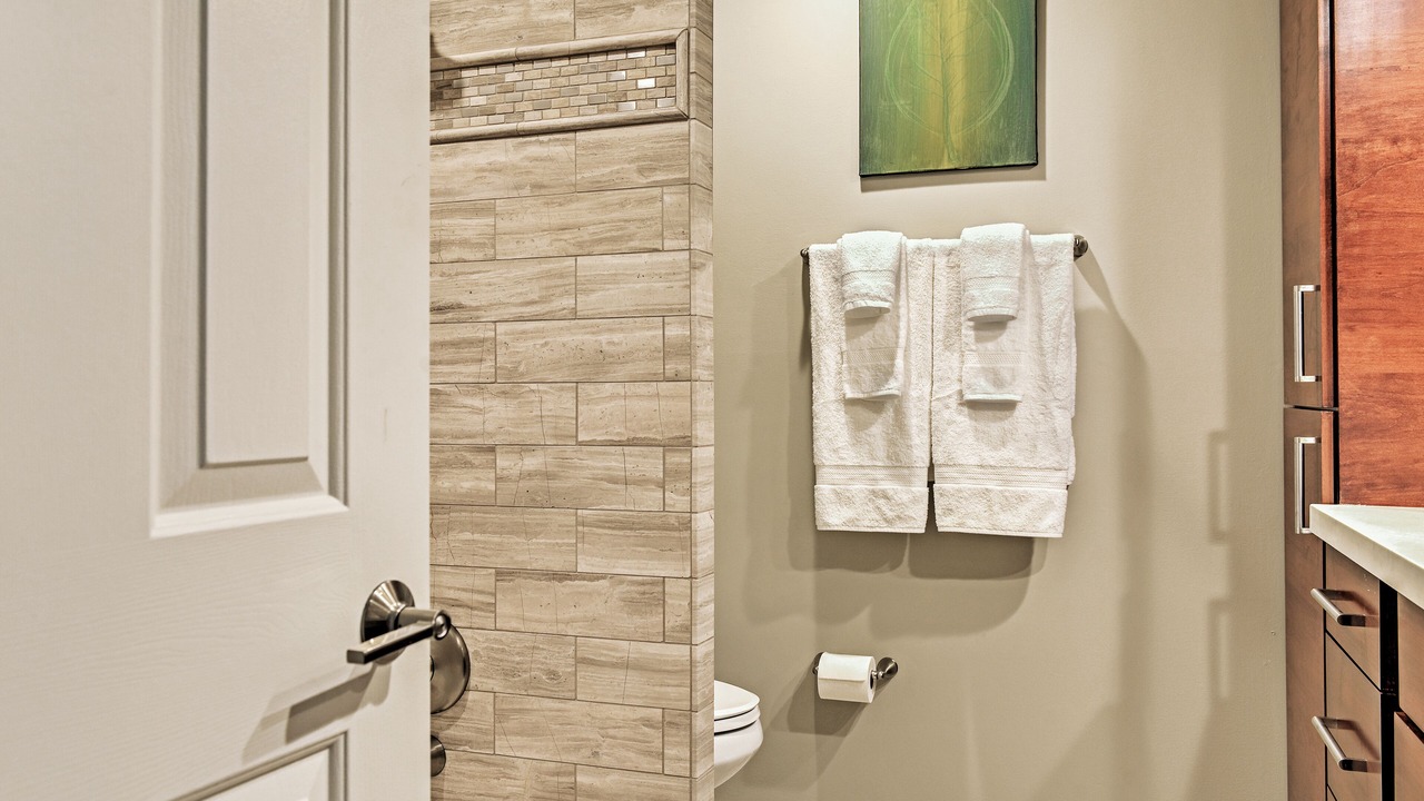 Photo of Bathroom in Cottonwood Heights