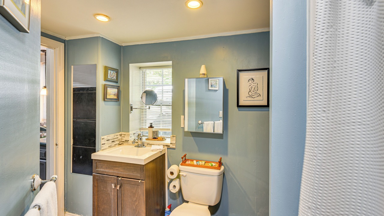 Photo of Bathroom in East Greenwich